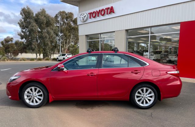 2016 Toyota Camry Atara S - Image 3