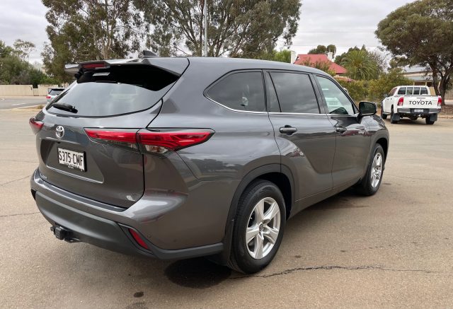 2022 Toyota Kluger GX 3.5 V6 - Image 6