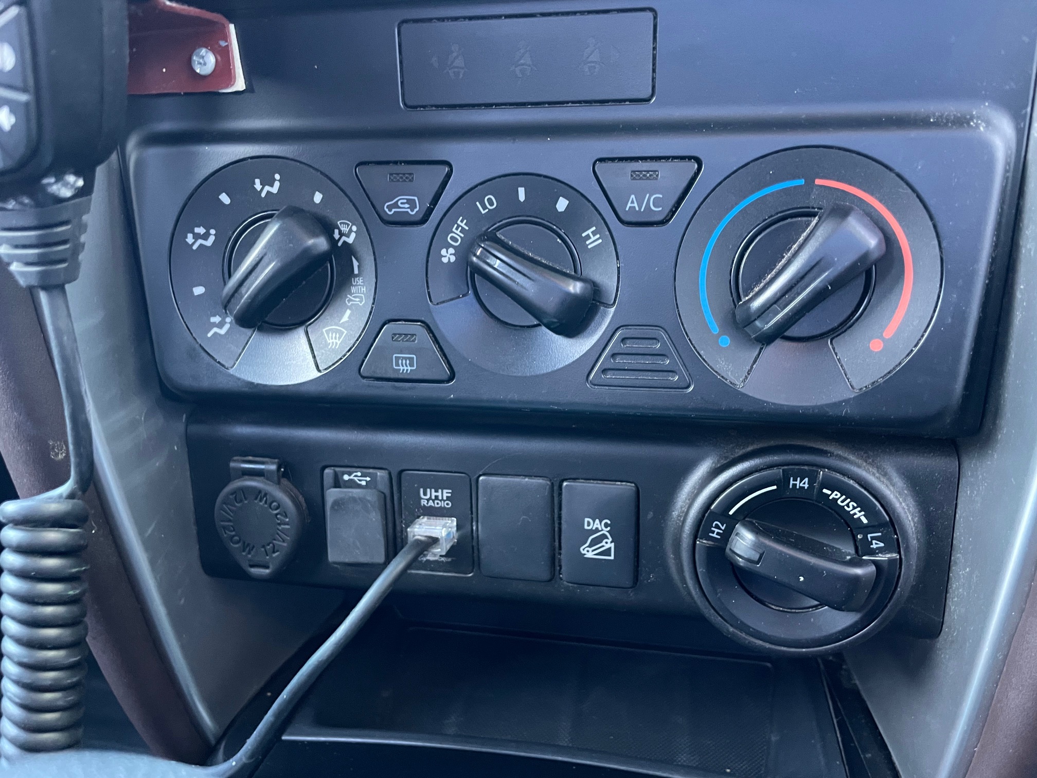 2019 Toyota Fortuner GXL - Image 13