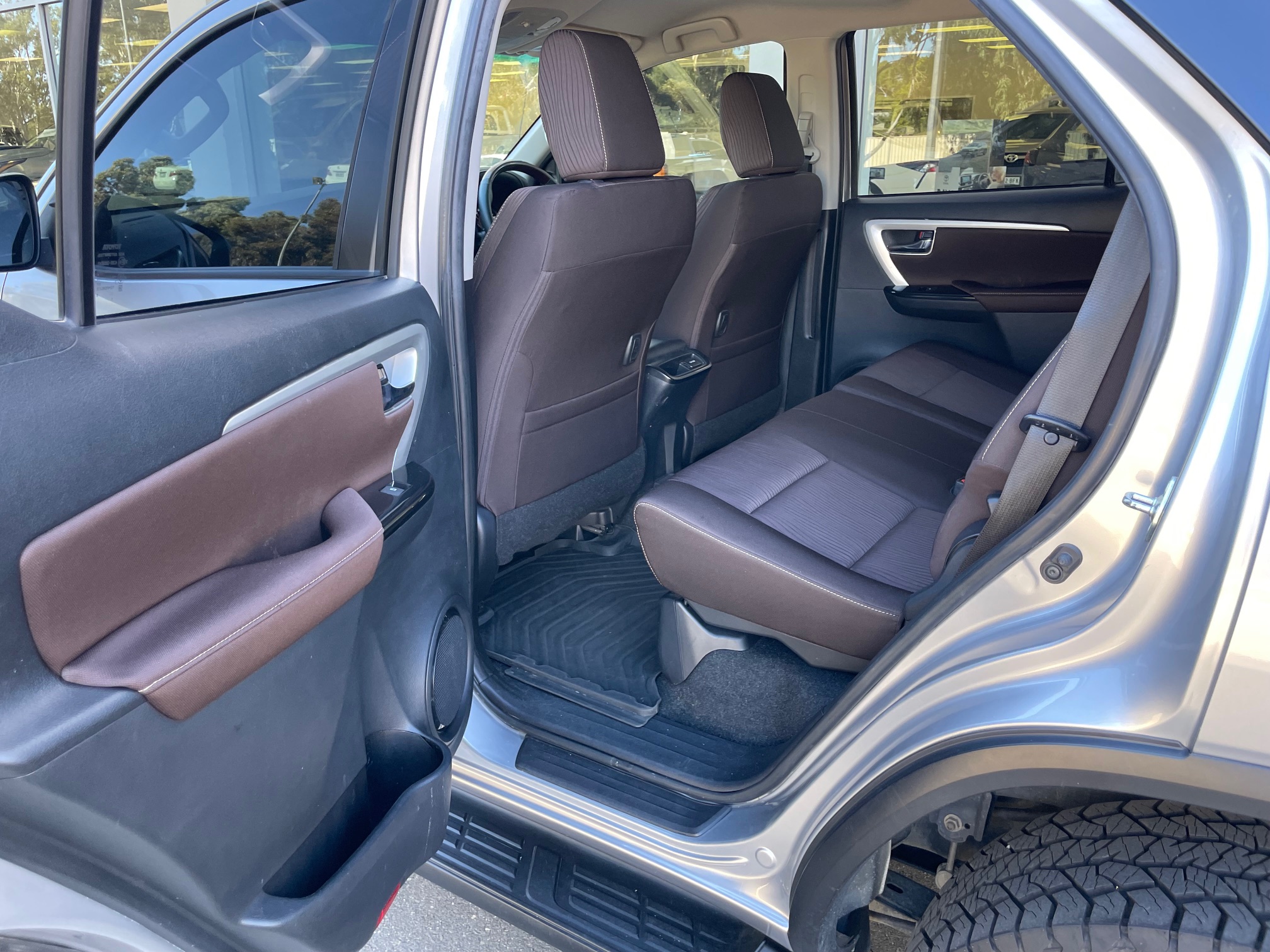 2019 Toyota Fortuner GXL - Image 22