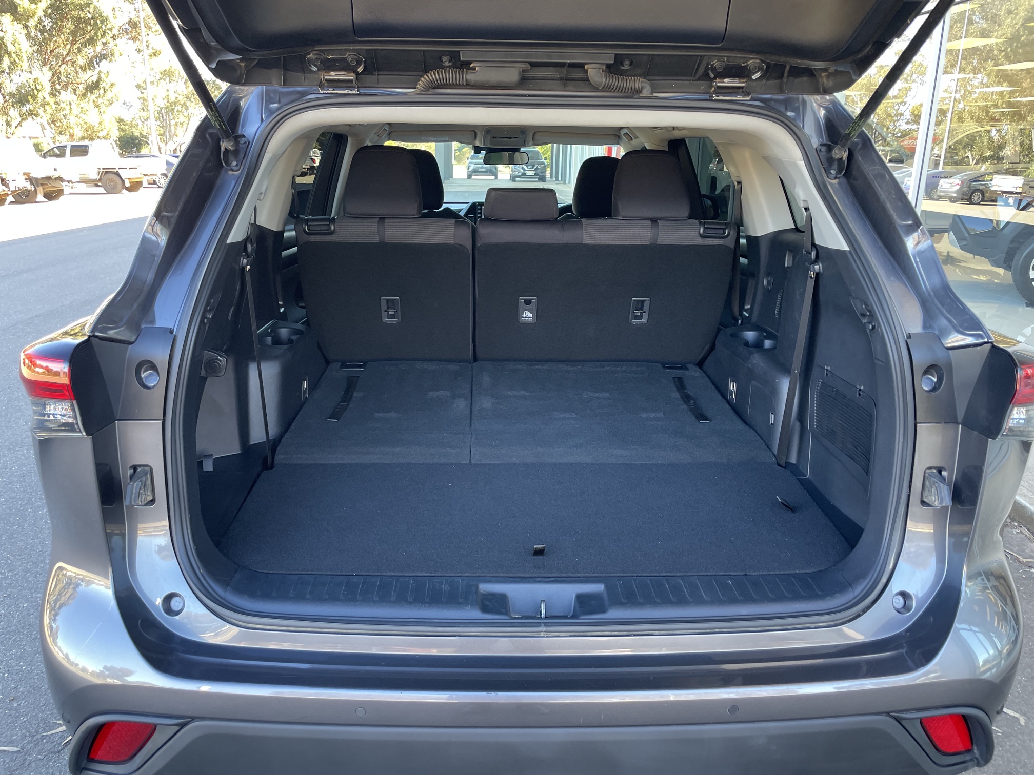 2021 Toyota Kluger GX AWD Hybrid - Image 16