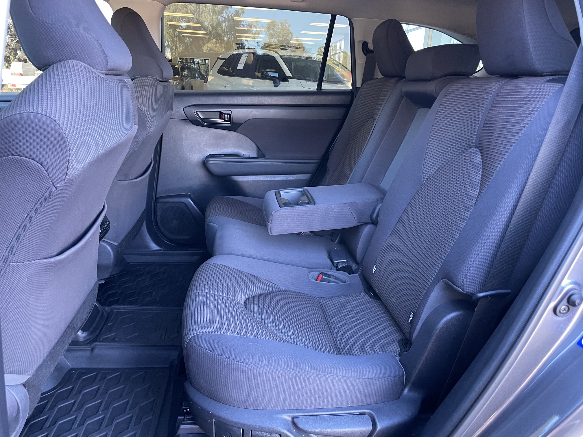 2021 Toyota Kluger GX AWD Hybrid - Image 18