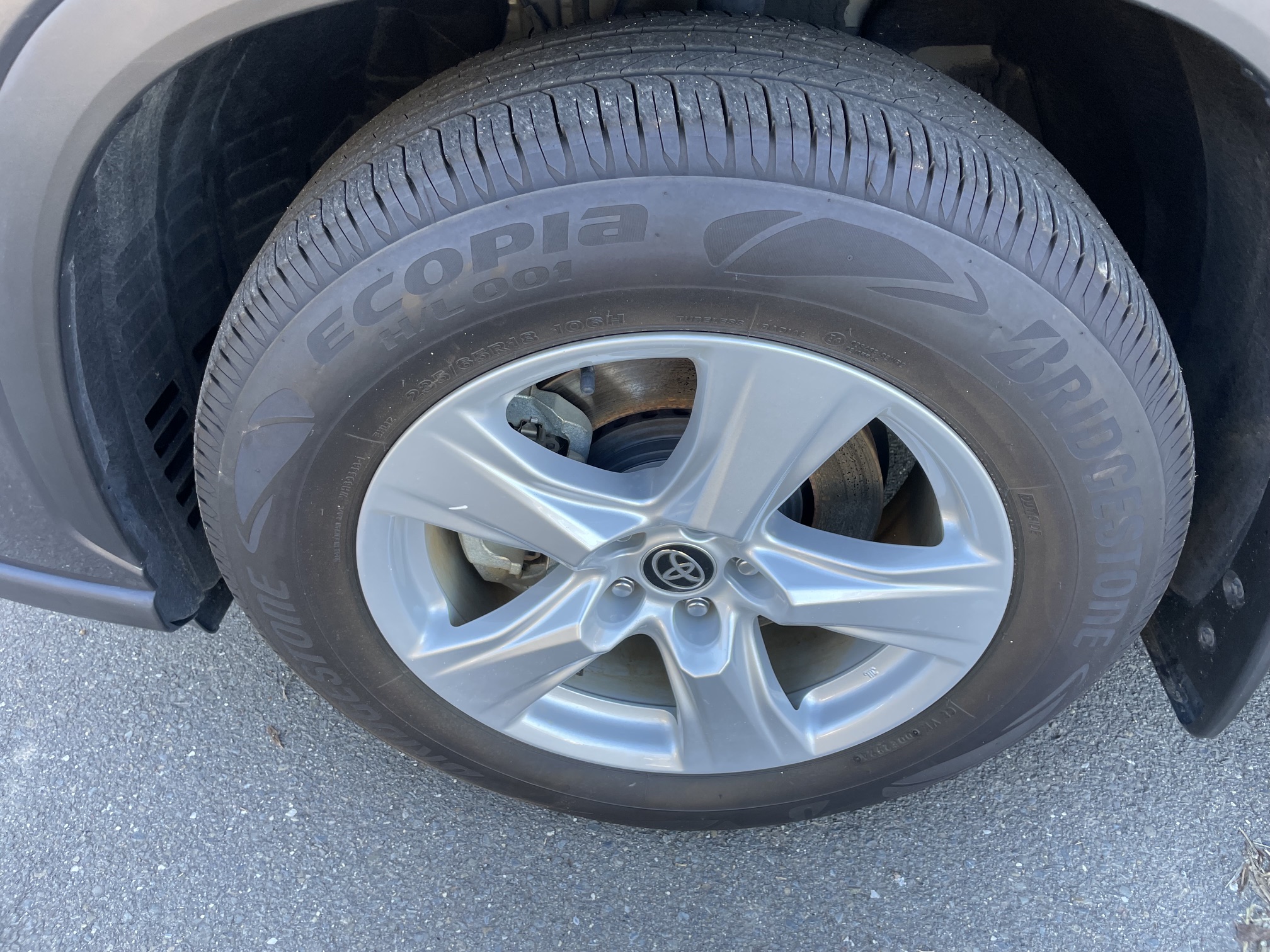 2021 Toyota Kluger GX AWD Hybrid - Image 32