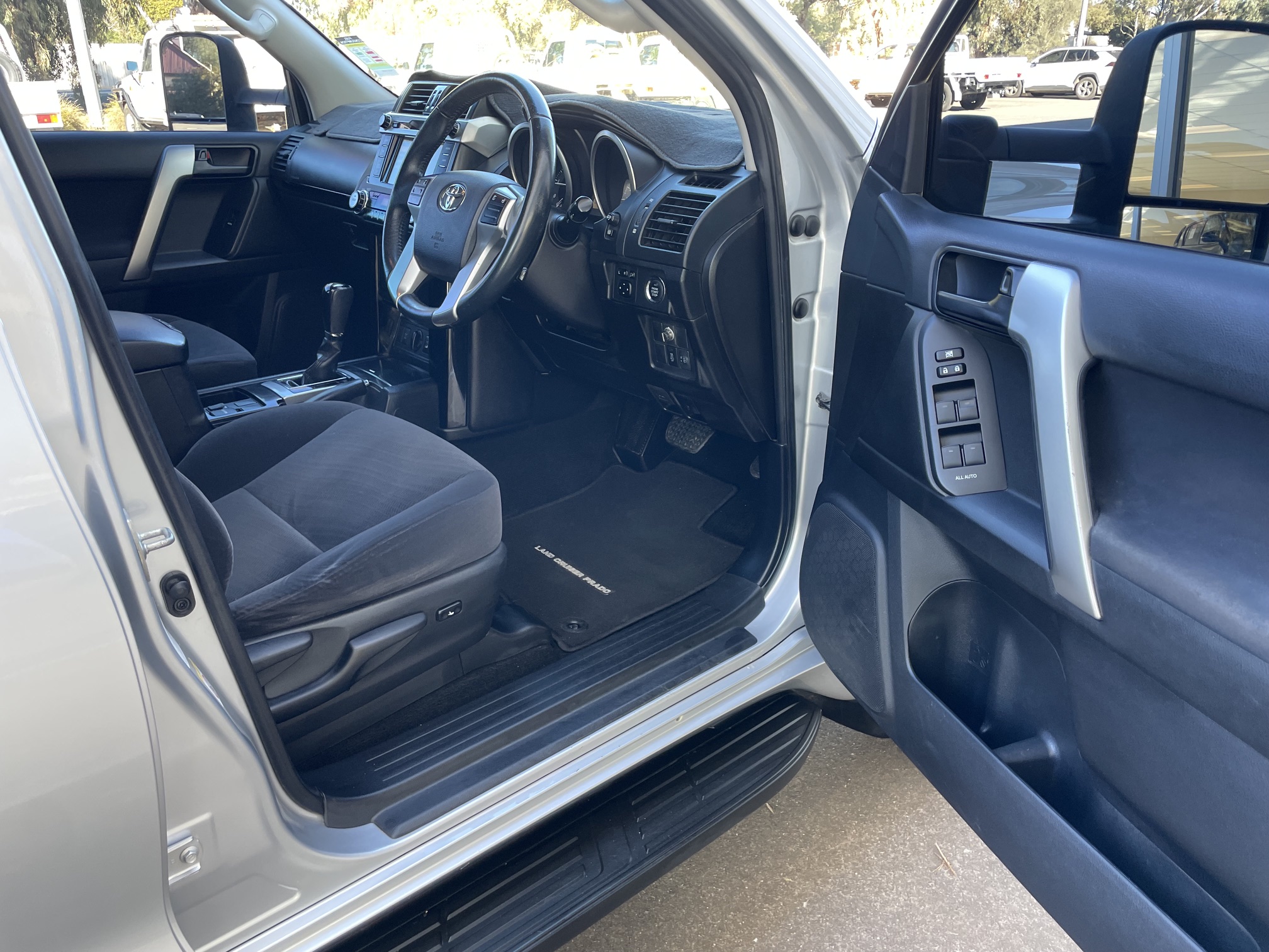 2014 Toyota Prado GXL Turbo Diesel - Image 14
